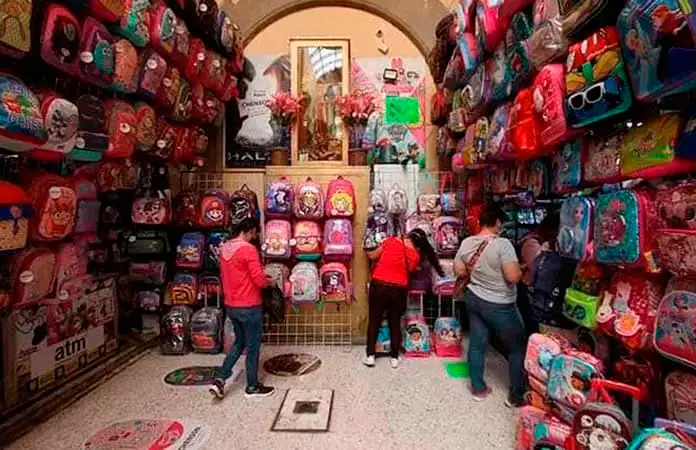 Solicitan donar mochilas en buen estado