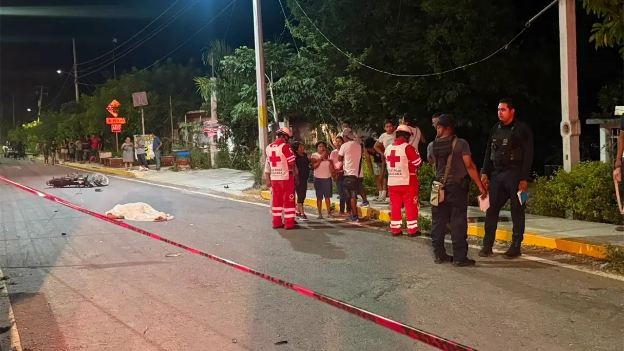 Un muerto y un lesionado tras caer de motocicleta en Tanlajás