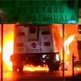 Arde un vehículo de valores y acaba en pérdida total Arde un vehículo de valores y acaba en pérdida total