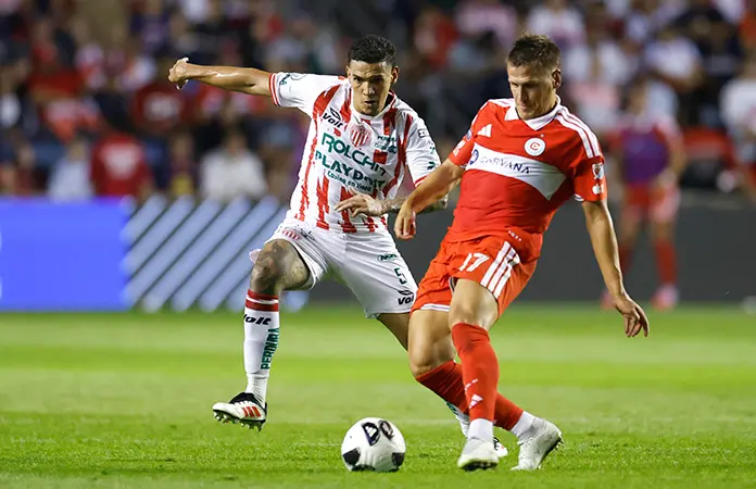 Chicago Fire castiga falta de pegada del Necaxa
