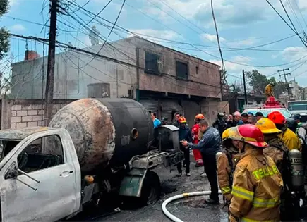 Explota pipa de gas; 21 heridos Explota pipa de gas; 21 heridos