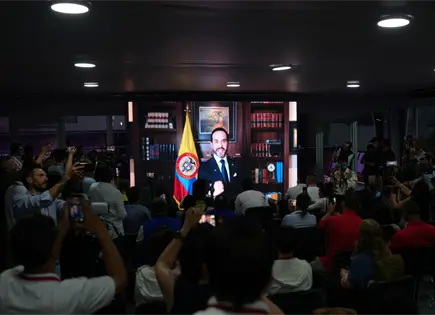 Protestas marcan inicio de gobierno de Abelardo de la Espriella