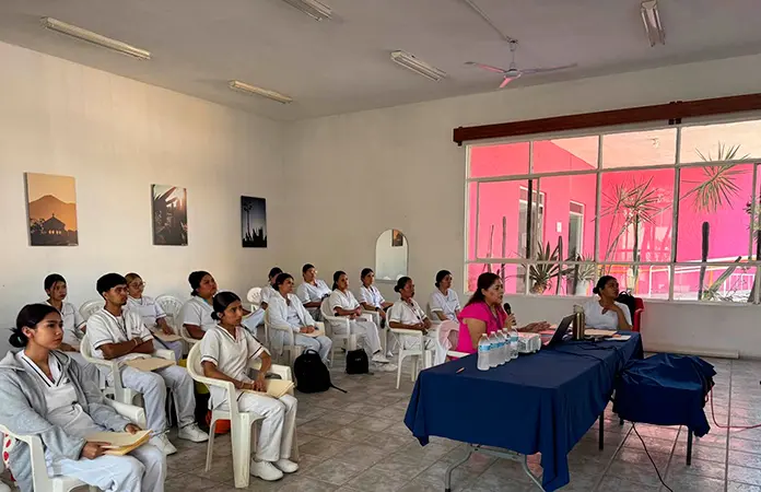 Alumnos del Cbtis harán servicio social en el DIF
