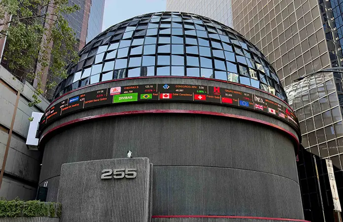 Avance marginal de BMV en la semana