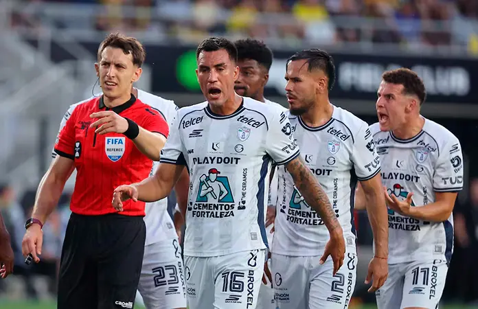 Pachuca y Puebla cierran jornada 4 en estadio Hidalgo