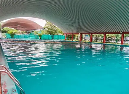Reparan bombas de piscina ol&iacute;mpica