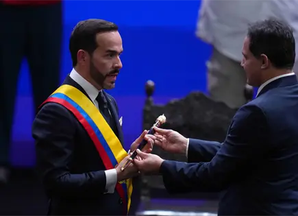 Abelardo de la Espriella asume presidencia de Colombia Abelardo de la Espriella asume presidencia de Colombia