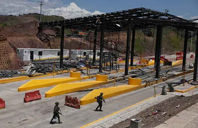 Dos atentados en primer día de De la Espriella