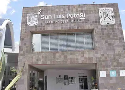 Ayuntamiento de SLP gasta $14.5 millones en viajes y viáticos Ayuntamiento de SLP gasta $14.5 millones en viajes y viáticos