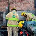 Combaten incendio en casa de La Libertad