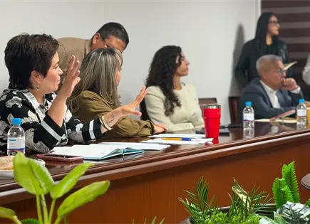 Pondrían candados a quienes busquen encabezar la FGE Pondrían candados a quienes busquen encabezar la FGE