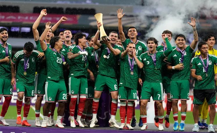 México derrota 2-0 a EEUU para refrendar su título de campeón Sub 20 de la CONCACAF México derrota 2-0 a EEUU para refrendar su título de campeón Sub 20 de la CONCACAF