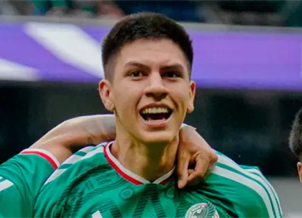 Cristóbal Alfaro, jugador que anotó doblete contra Estados Unido Cristóbal Alfaro, jugador que anotó doblete contra Estados Unido