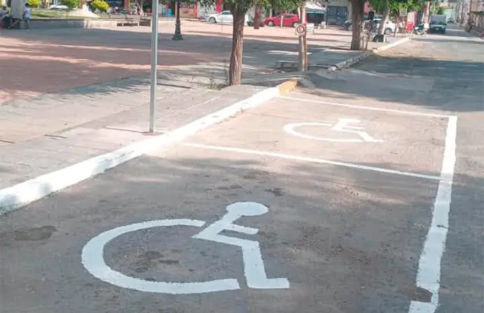 Delimitan áreas exclusivas de discapacitados