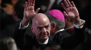 UEFA va contra Infantino por gestión desleal