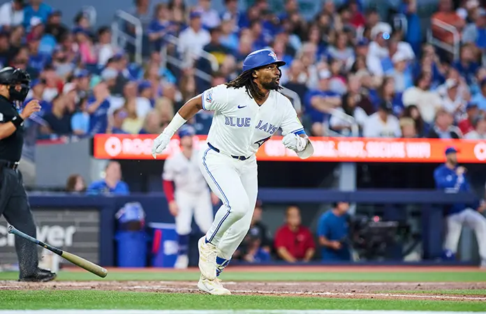 Gana Toronto ante Boston