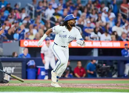 Gana Toronto ante Boston