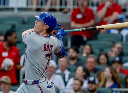 Mets vencen a Bravos 8-5 con grand slam de Brett Baty Mets vencen a Bravos 8-5 con grand slam de Brett Baty
