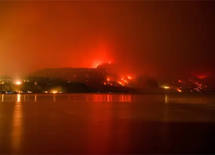 México envía 100 bomberos para combatir incendios en Canadá México envía 100 bomberos para combatir incendios en Canadá
