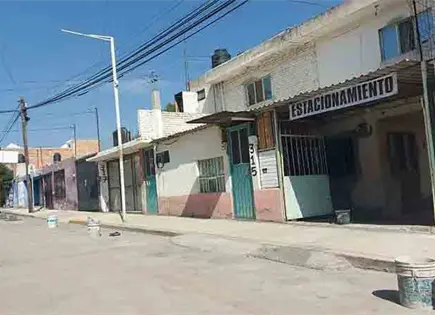 Proh&iacute;ben apartar lugares para aparcar en la Feria