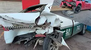 Accidente entre taxi y auto deportivo deja 2 lesionados