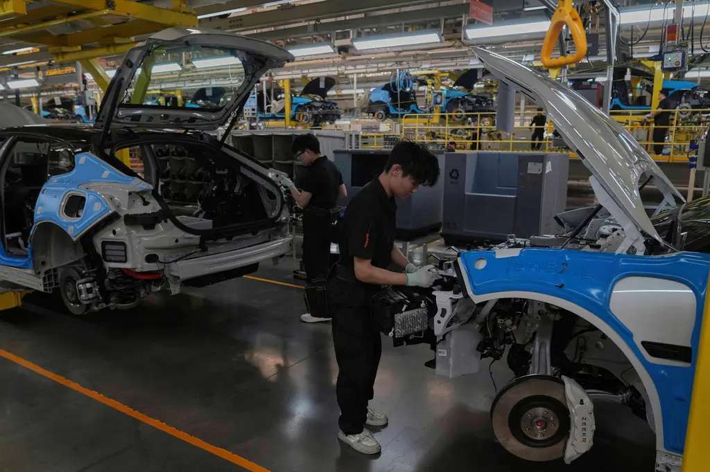 Automotrices chinas aumentan producción de vehículos en África