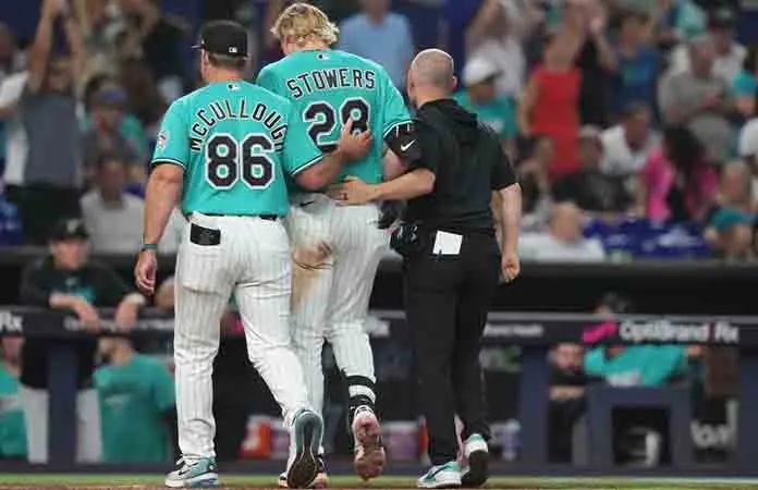 Marlins ponen a Stowers en la lista de lesionados