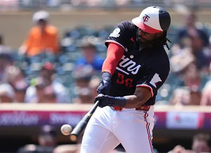 Mellizos remontan y vencen a Orioles en Minneapolis Mellizos remontan y vencen a Orioles en Minneapolis