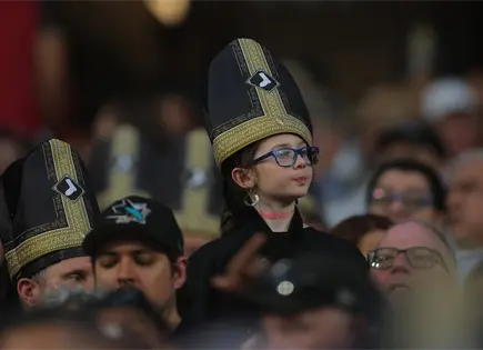 Promoción de sombreros de papa atrae a más fans a Medias Blancas Chicago Promoción de sombreros de papa atrae a más fans a Medias Blancas Chicago