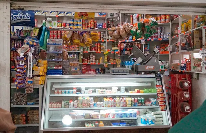 Sanciona Comercio de SGS a cuatro tiendas de abarrotes