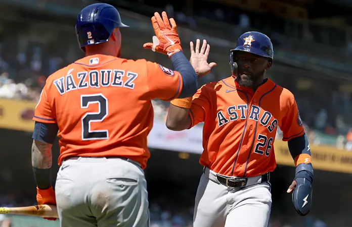 Derrotan Astros de Houston a Gigantes