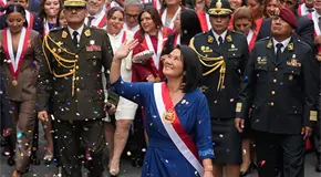 Línea de autobuses para su servicio en Perú