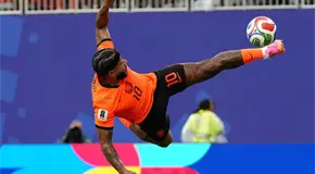 M. Depay molesto con el Corinthians