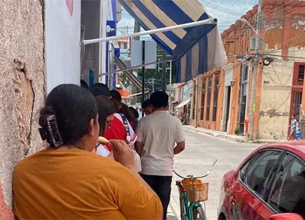 Papeler&iacute;as ya lucen llenas previo al nuevo ciclo escolar