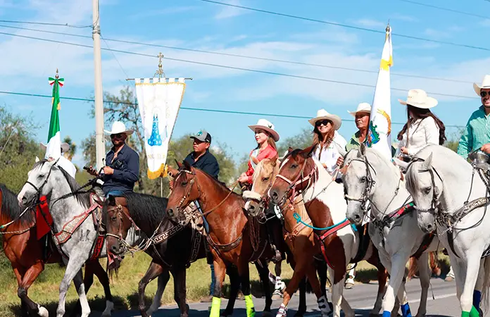 Cabalgata en honor de Virgen de la Asunción