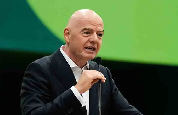 Más apoyo para Gianni Infantino