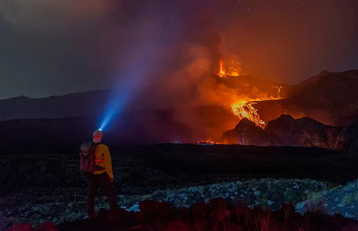 Ceniza del Etna paraliza turismo