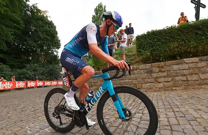 Pierde la vida ciclista británico de 19 años