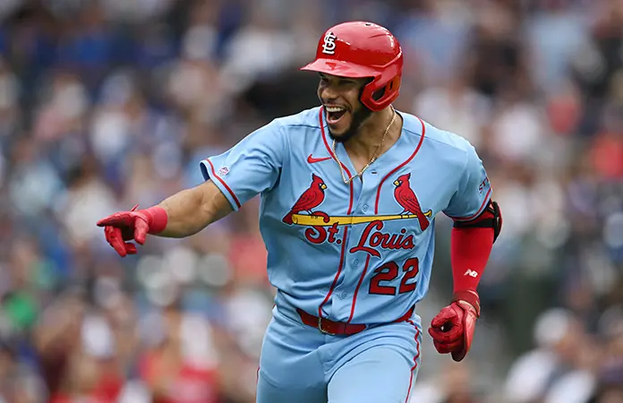 Báez pega 3 HR en sus 3 1ros. turnos