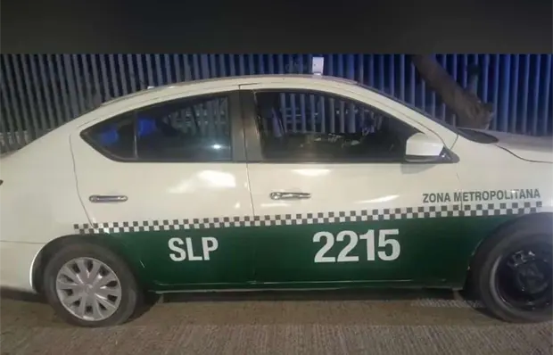 Localizan persona sin vida dentro de taxi en colonia San Ángel Localizan persona sin vida dentro de taxi en colonia San Ángel