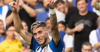 Espanyol inicia torneo con el pie derecho