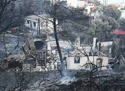 Incendios cobraron dos vidas en Grecia