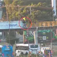 Rescatan a hombre de puente en la Carretera 57 Rescatan a hombre de puente en la Carretera 57