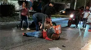 Arrollan a repartidor de aplicaci&oacute;n en la Salvador Nava 