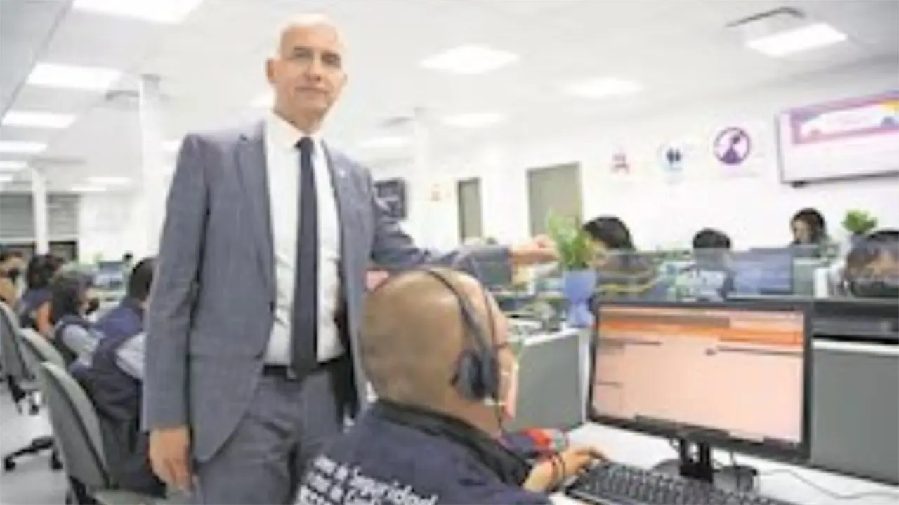 Caen dos por intento de asalto al jefe del C5