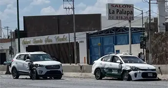 Chocan tres veh&iacute;culos en Soledad; s&oacute;lo da&ntilde;os