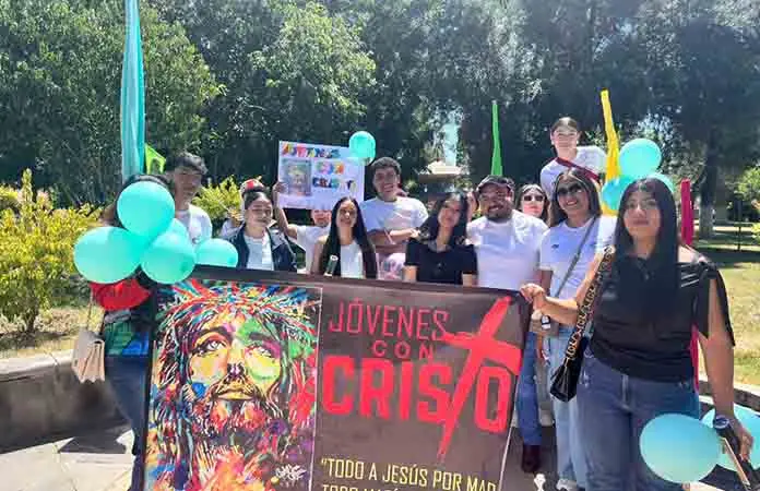 Conmemoran día del joven católico