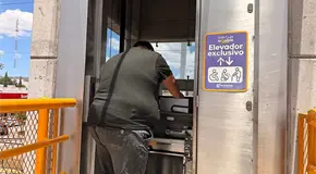 Mal manejo afecta a  elevadores de puente