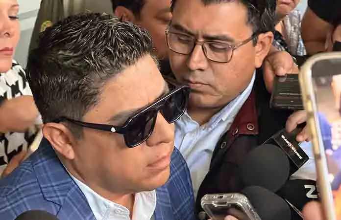 Solicitan a la Sedeco publicar contratos con firma de gestoría