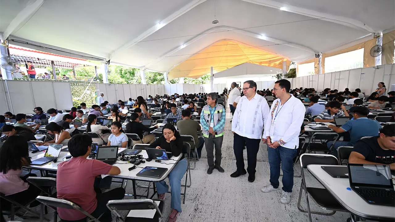 UNAM detecta intentos de trampa en examen presencial